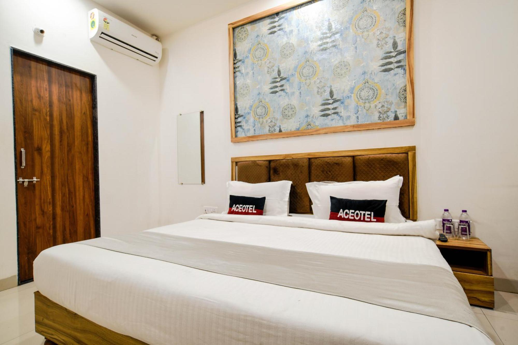 Aceotel Inn Flamingo Indore Exterior foto