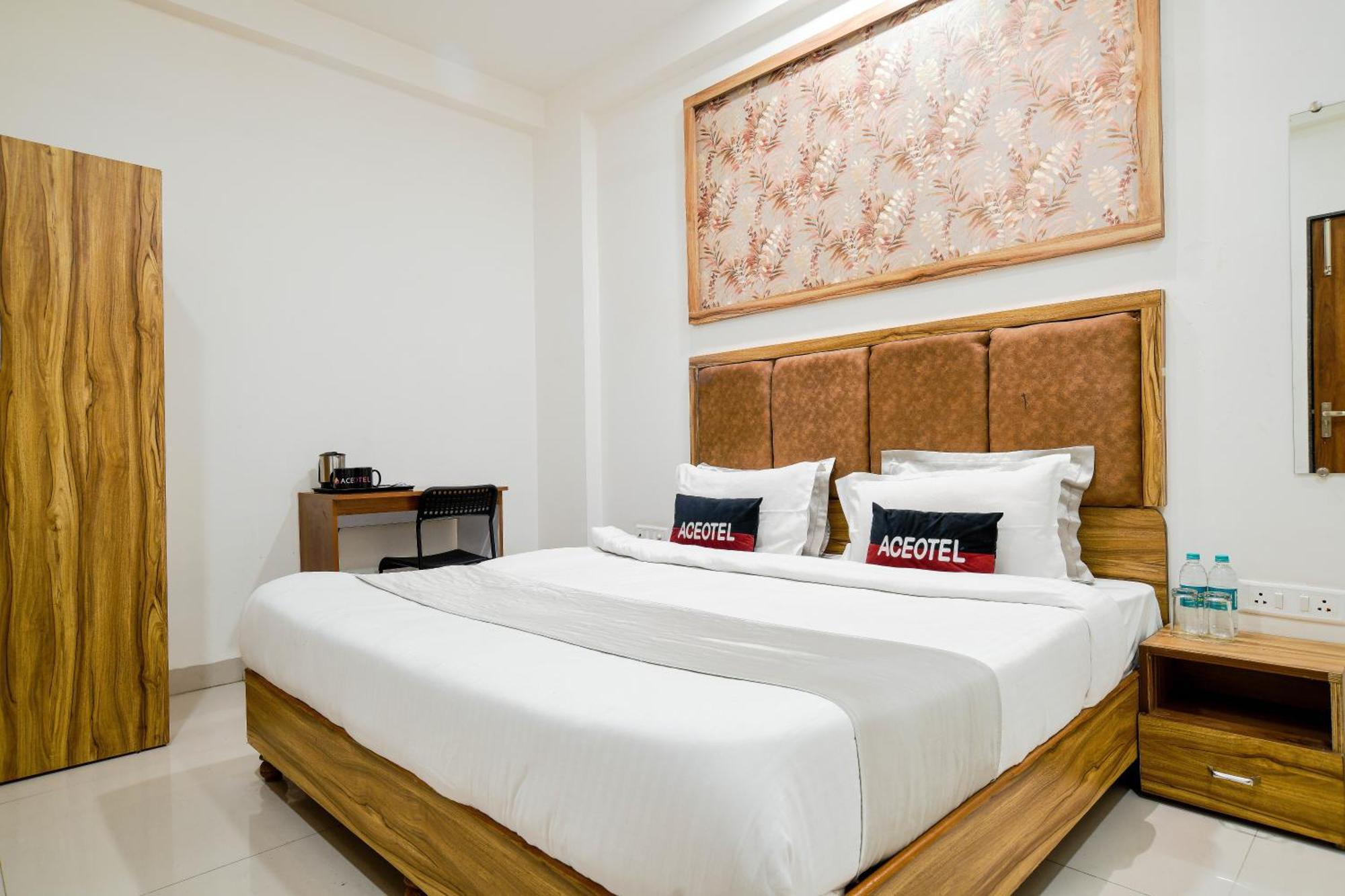 Aceotel Inn Flamingo Indore Exterior foto