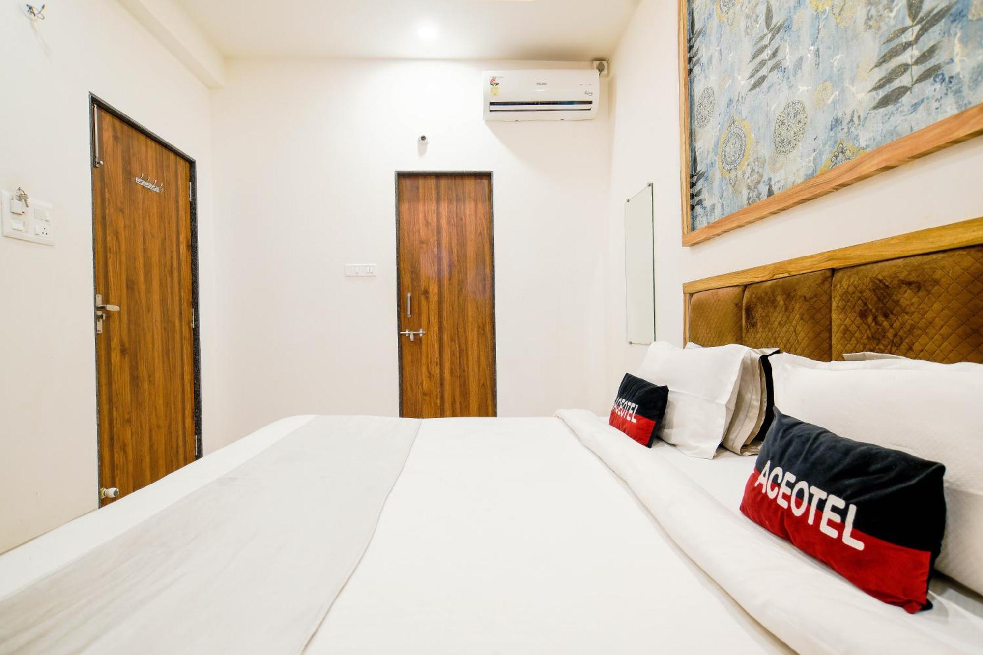 Aceotel Inn Flamingo Indore Exterior foto